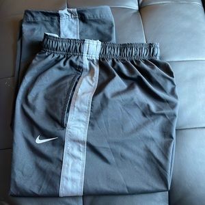 Nike men’s track pants Medium